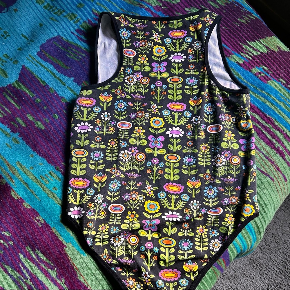Nooworks Black Floral Print Bodysuit with Multicolor Flowers - Picture 4 of 5